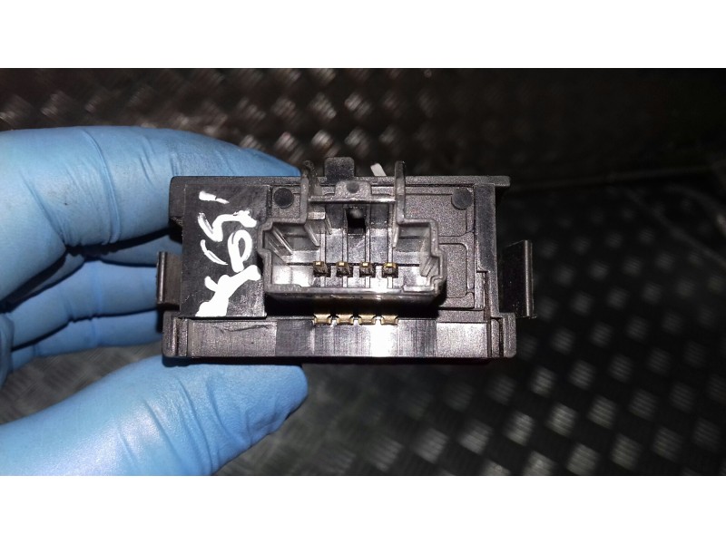 Recambio de mando luces para renault espace iv (jk0) referencia OEM IAM 8200147868  CONECTOR 4 PINES