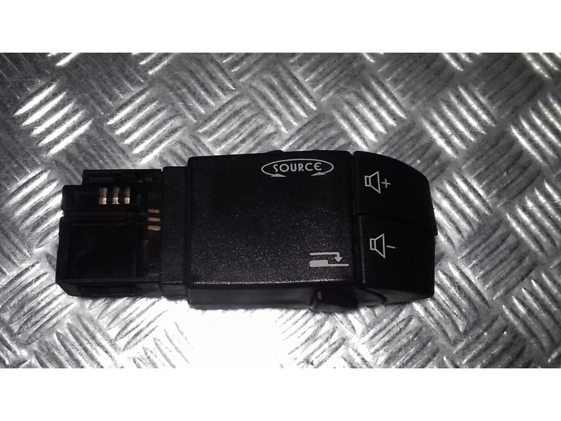 Recambio de mando multifuncion para renault espace iv (jk0) referencia OEM IAM 34442201AP CONECTOR 6 PINES MANDO RADIO