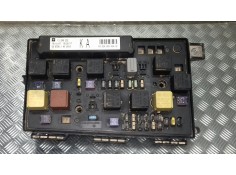 Recambio de caja reles / fusibles para opel vectra c berlina referencia OEM IAM 13250232 5DK00946430 GM 2