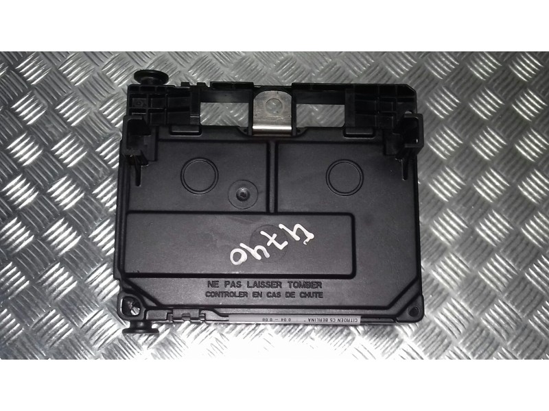 Recambio de caja reles / fusibles para citroen c5 berlina referencia OEM IAM 9656086580 BSM L0600 S118983006J