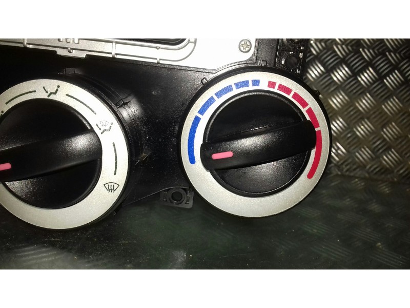 Recambio de mando calefaccion / aire acondicionado para hyundai i10 referencia OEM IAM 972500X0304X  