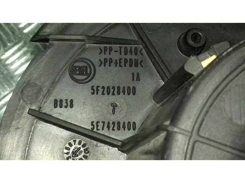 Recambio de ventilador calefaccion para citroen jumpy referencia OEM IAM 1401366880 5F2028400 DENSO