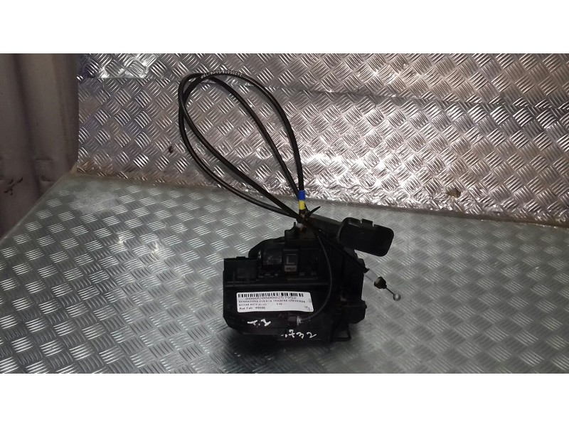 Recambio de cerradura puerta trasera izquierda para nissan note (e11e) referencia OEM IAM 4606E NEGRA CONECTOR3 PINES