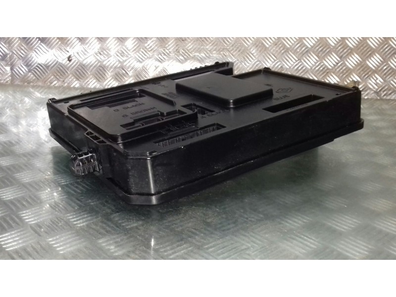 Recambio de modulo electronico para renault megane iii berlina 5 p referencia OEM IAM 284B17255R S180098001 CONTINENTAL