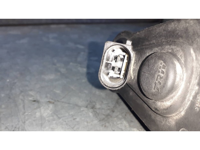 Recambio de pinza de freno trasera izquierda para volkswagen tiguan (5n1) country referencia OEM IAM 32332267  TRW