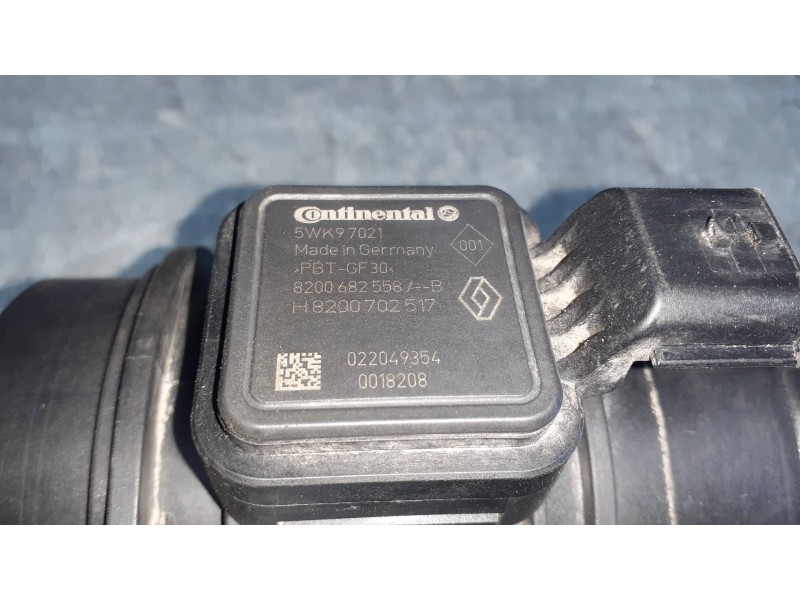 Recambio de caudalimetro para renault megane iii berlina 5 p referencia OEM IAM 8200682558B 5WK97021 CONTINENTAL