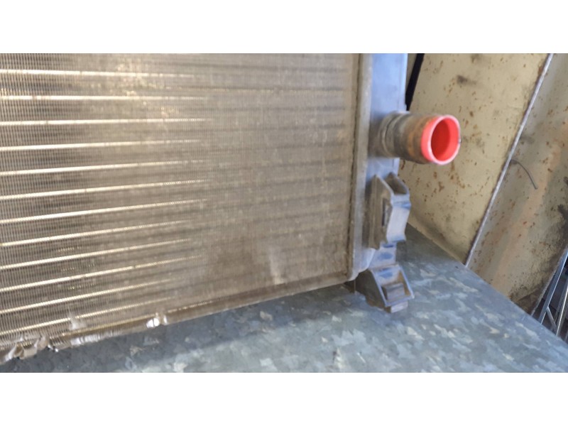 Recambio de radiador agua para renault scenic ii referencia OEM IAM 8200115542 872199FF VALEO