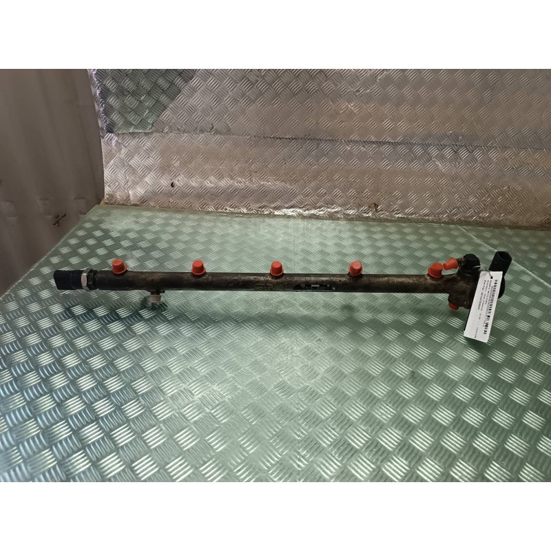 Recambio de rampa inyectora para mercedes-benz sprinter 02.00  caja cerrada referencia OEM IAM A6120700095 0445215007 BOSCH