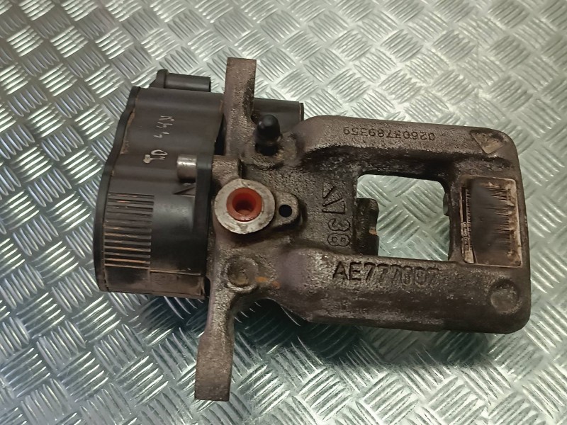 Recambio de pinza de freno trasera derecha para citroen c4 berlina referencia OEM IAM AE777007 02603789359 
