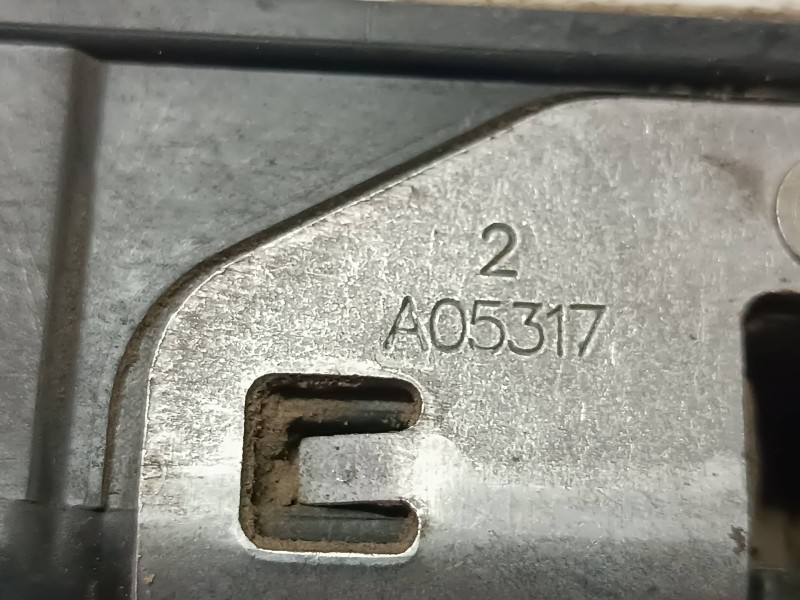 Recambio de cerradura puerta trasera derecha para citroen c3 referencia OEM IAM A048069 NEGRO CONECTOR 6 PINES