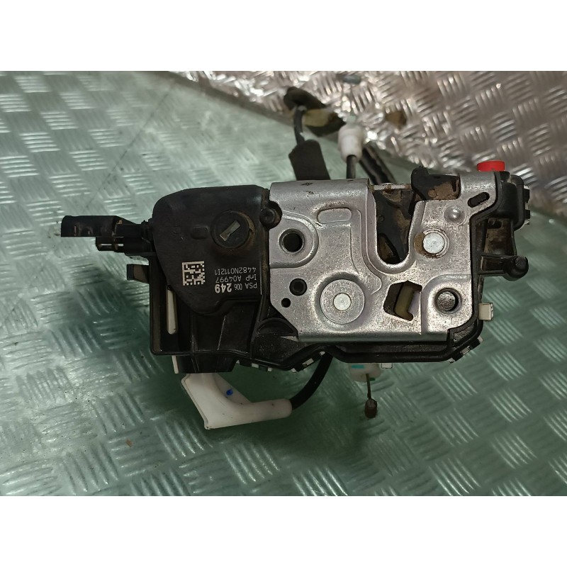 Recambio de cerradura puerta trasera derecha para citroen c3 referencia OEM IAM A048069 NEGRO CONECTOR 6 PINES