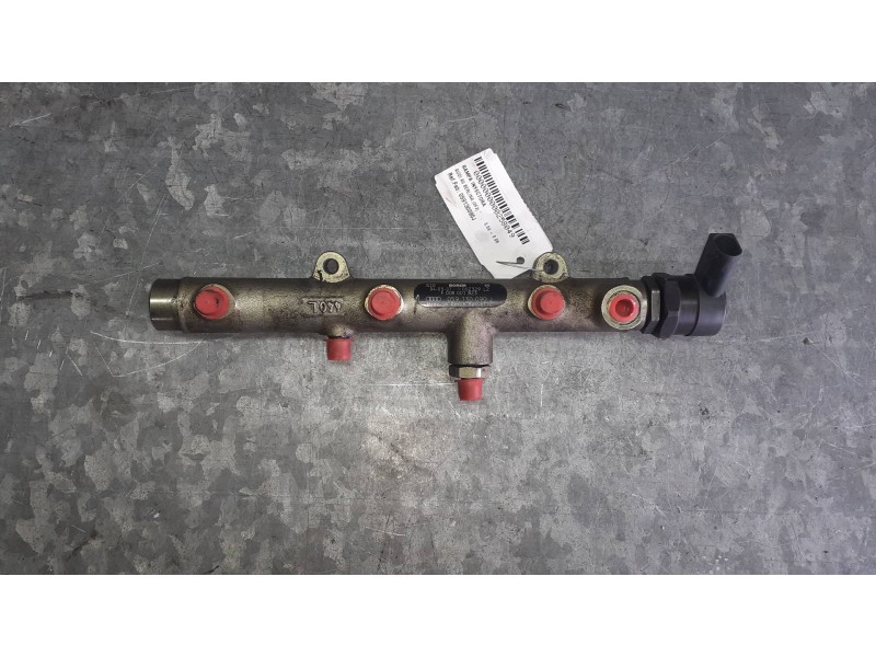 Recambio de rampa inyectora para audi a6 berlina (4f2) referencia OEM IAM 059130090J F00R001823 BOSCH