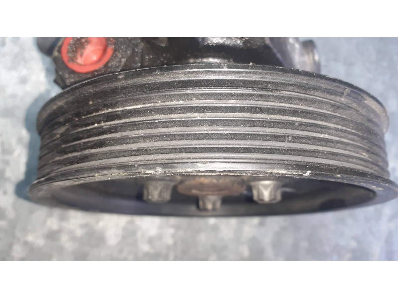 Recambio de bomba direccion para mercedes-benz clase m (w163) referencia OEM IAM 0024669001  2108429