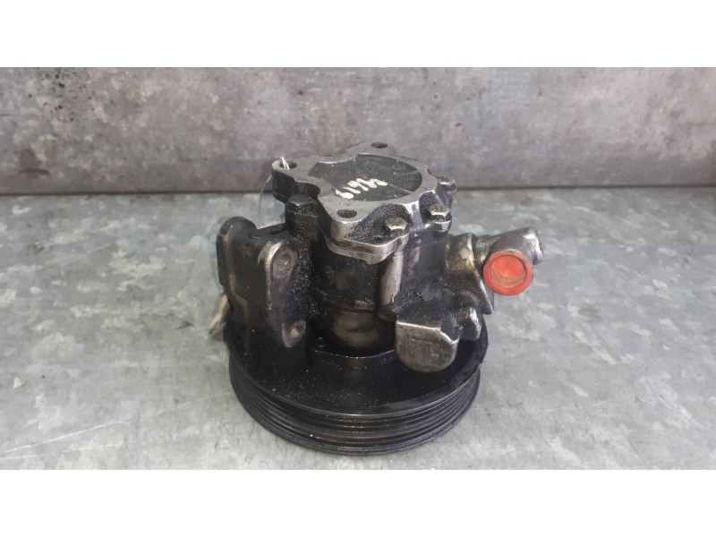 Recambio de bomba direccion para mercedes-benz clase c (w203) sportcoupe referencia OEM IAM A00  