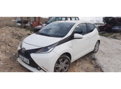 toyota aygo del año 2015