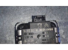 Recambio de sensor lluvia / luz para peugeot 3008 referencia OEM IAM 9683202380  BOSCH 2
