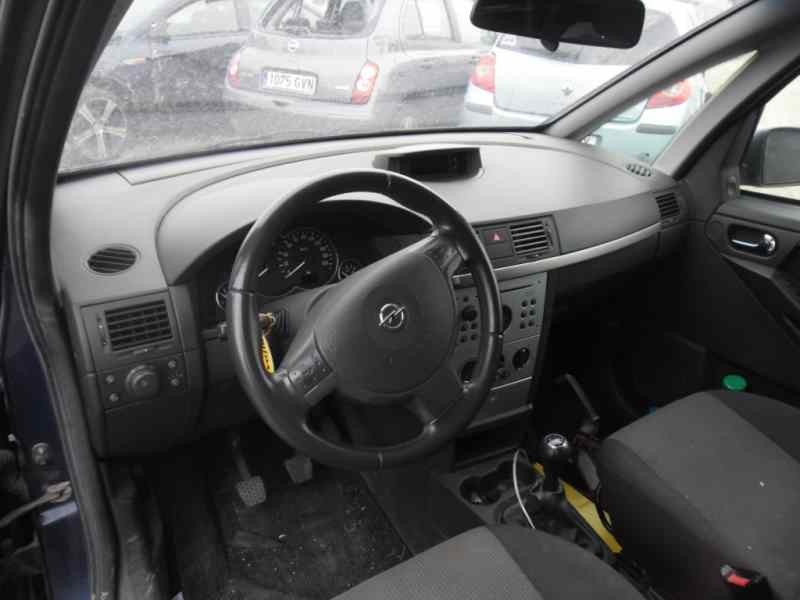 opel meriva del año 2003