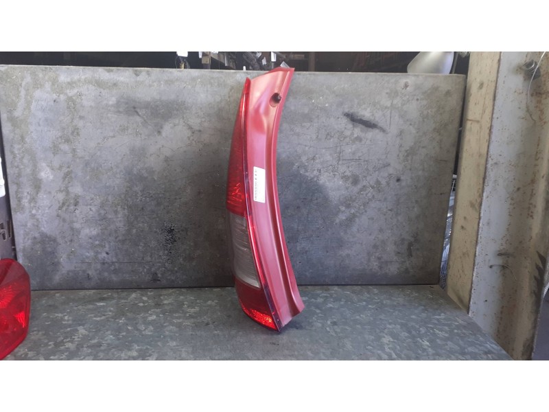 Recambio de piloto trasero izquierdo para citroen c3 referencia OEM IAM   