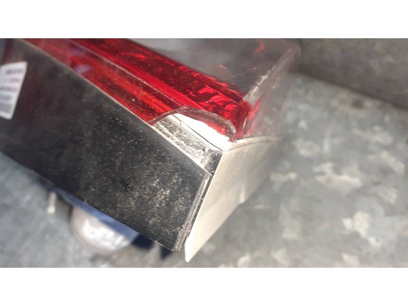 Recambio de piloto trasero izquierdo interior para ford kuga (cbv) referencia OEM IAM 8V4113A603AD  2ZR00954601