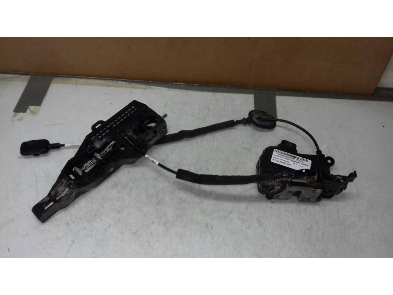 Recambio de cerradura puerta delantera derecha para renault captur xmod referencia OEM IAM 805022764R 40627224 ELECTRICA