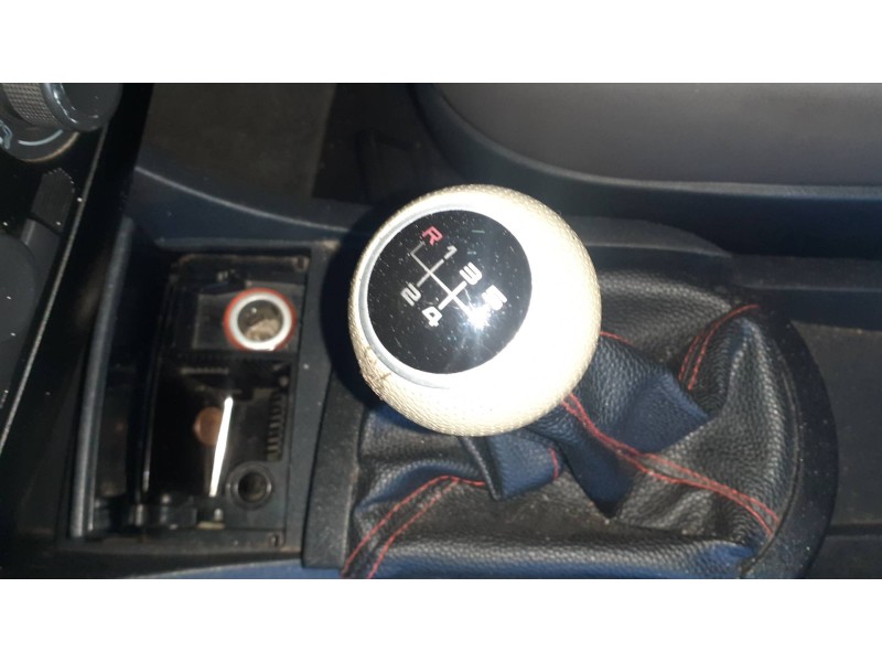 seat ibiza (6l1) del año 1950