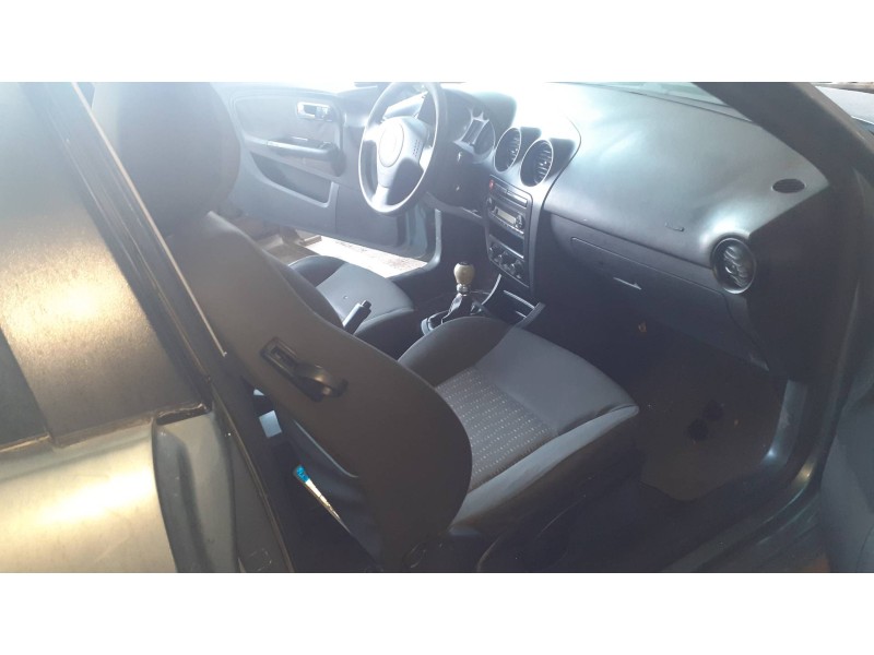 seat ibiza (6l1) del año 1950