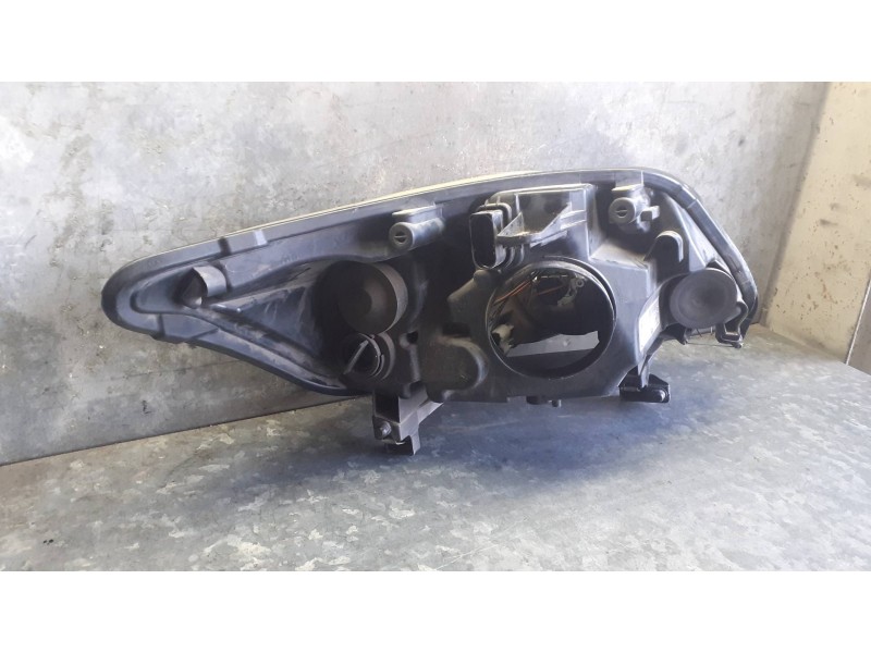 Recambio de faro izquierdo para ford kuga (cbv) referencia OEM IAM 8V4113W030AE  1EJ00969601