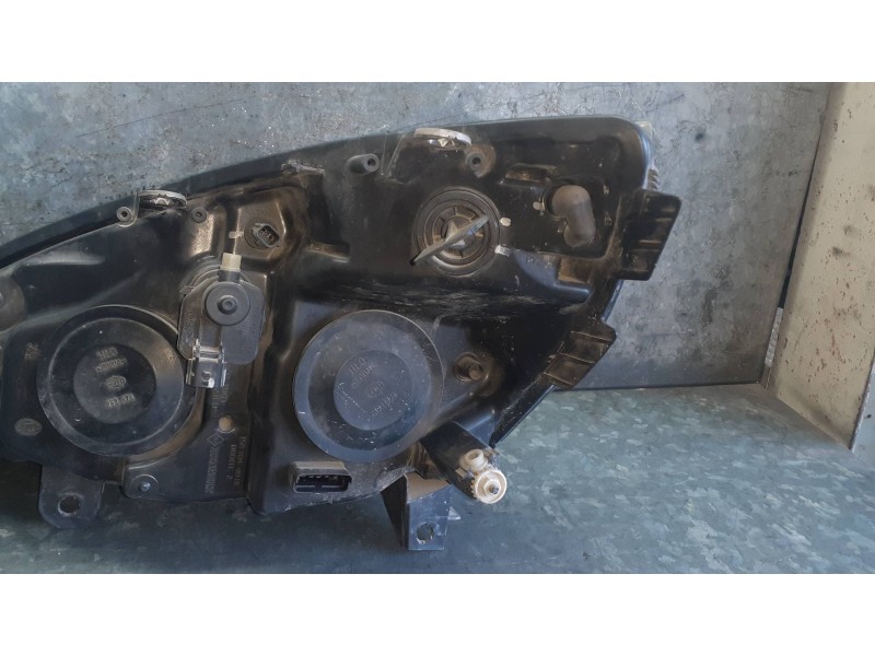 Recambio de faro derecho para renault scenic ii referencia OEM IAM 15810400RE  