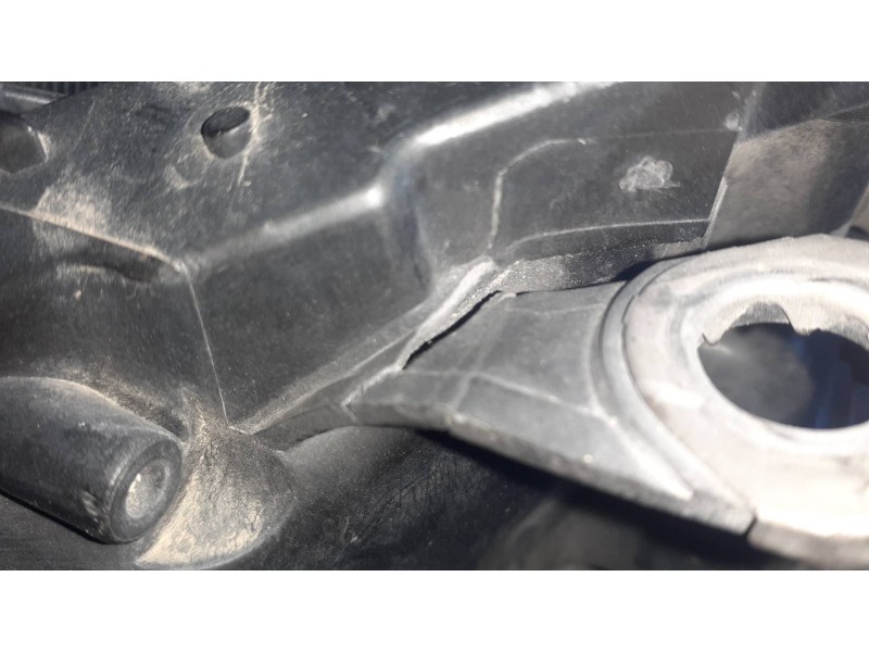Recambio de faro derecho para renault scenic ii referencia OEM IAM 15810400RE  