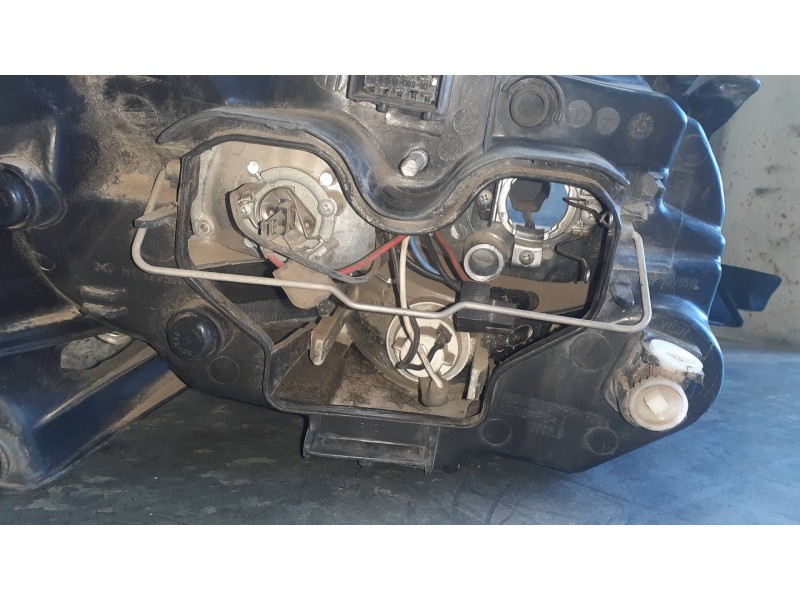 Recambio de faro izquierdo para citroen c3 referencia OEM IAM 085521117L  