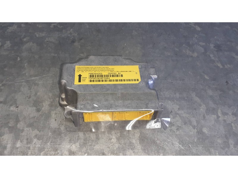 Recambio de centralita airbag para mitsubishi outlander (cw0) referencia OEM IAM P8635A053  DDPPSCB1