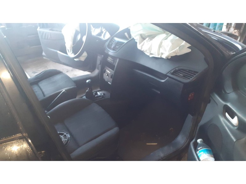 peugeot 207 del año 2007