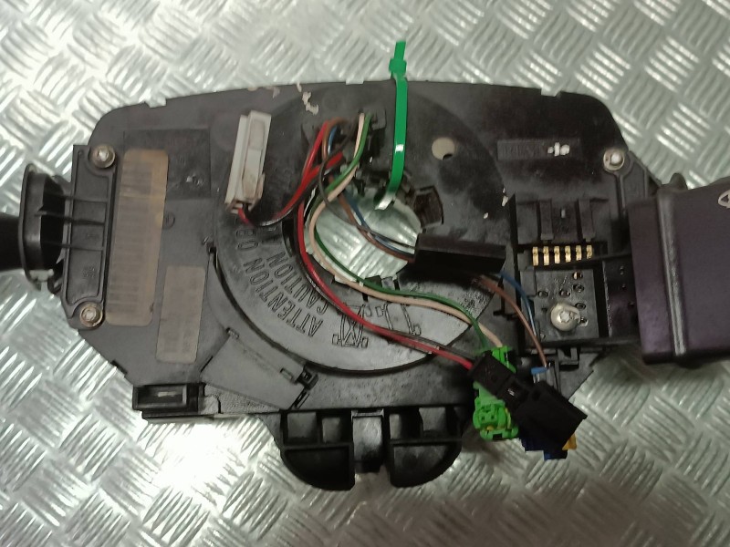 Recambio de mando luces para renault megane ii berlina 5p referencia OEM IAM 82002164621  VALEO