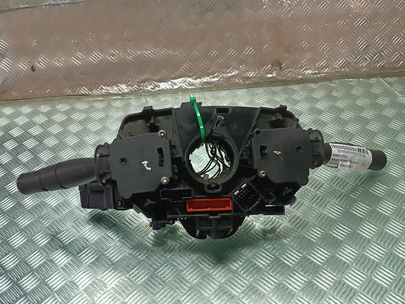 Recambio de mando luces para renault megane ii berlina 5p referencia OEM IAM 82002164621  VALEO