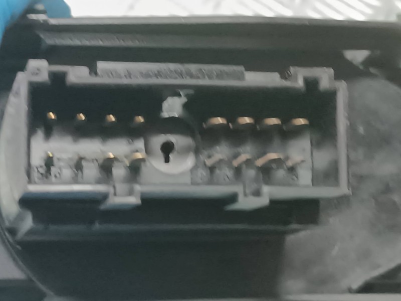 Recambio de mando luces para ford focus berlina (cap) referencia OEM IAM 4M5T13A024AA  CONECTOR 16 PINES