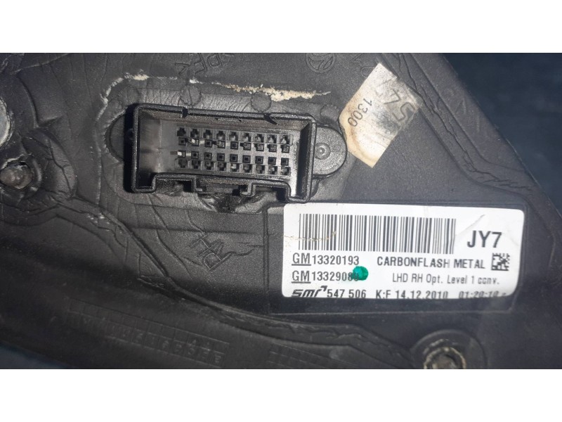 Recambio de retrovisor derecho para opel insignia berlina referencia OEM IAM 13320193 13329080 ELECTRICO