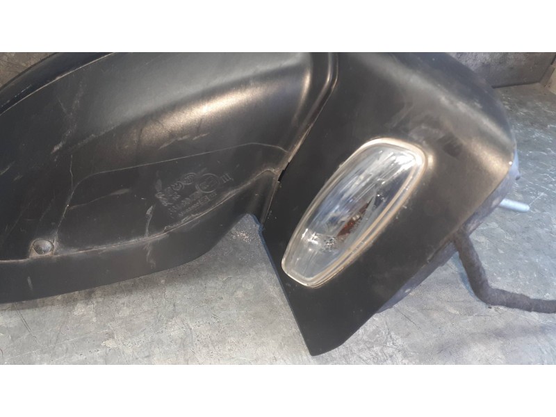 Recambio de retrovisor derecho para peugeot 3008 referencia OEM IAM 232676028 CON PILOTO ELECTRICO
