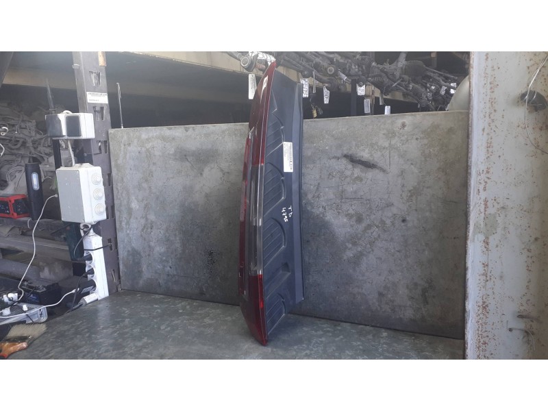 Recambio de piloto trasero derecho para ford c-max (cb3) referencia OEM IAM 2SK009504  M5113N411AA