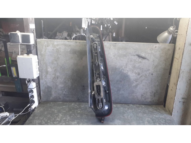 Recambio de piloto trasero derecho para ford c-max (cb3) referencia OEM IAM 2SK009504  M5113N411AA