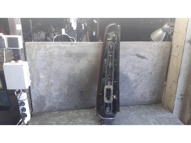 Recambio de piloto trasero izquierdo para ford c-max (cb3) referencia OEM IAM 2SK009504  M5113N411AA
