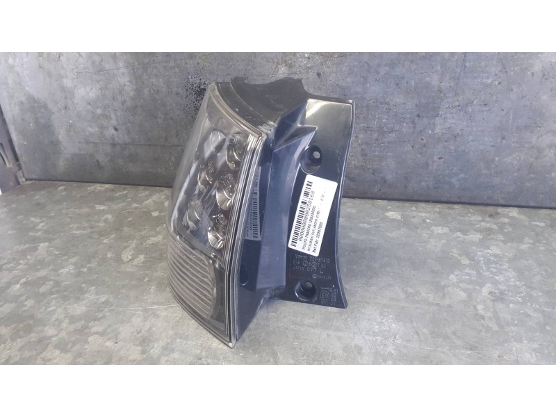 Recambio de piloto trasero izquierdo para mitsubishi outlander (cw0) referencia OEM IAM 22087920 22087813 KOITO