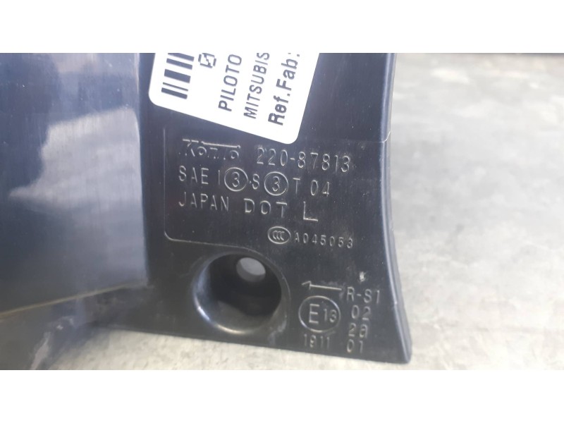 Recambio de piloto trasero izquierdo para mitsubishi outlander (cw0) referencia OEM IAM 22087920 22087813 KOITO