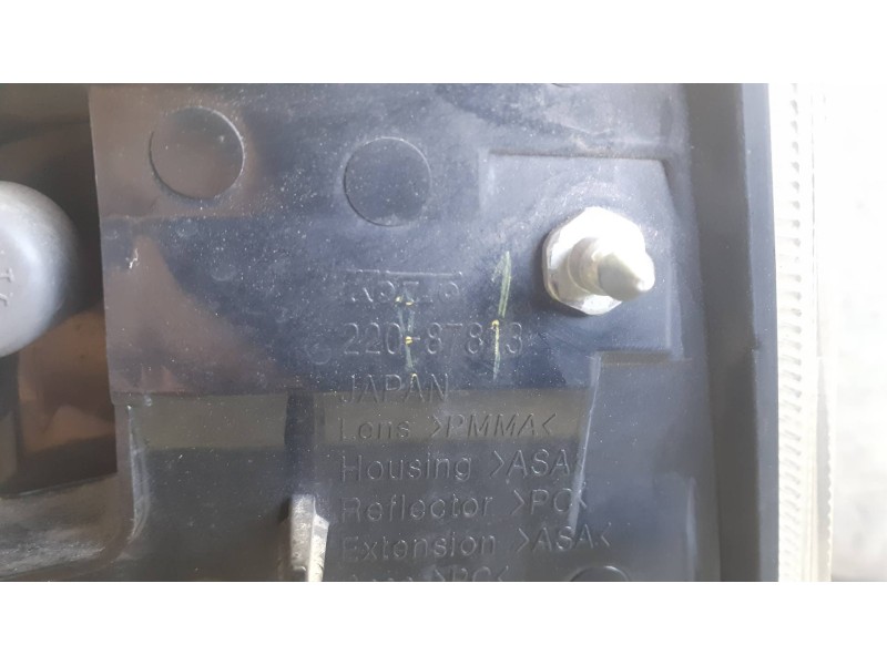 Recambio de piloto trasero izquierdo para mitsubishi outlander (cw0) referencia OEM IAM 22087920 22087813 KOITO