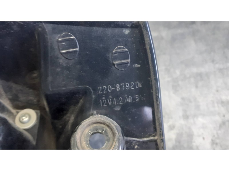 Recambio de piloto trasero derecho para mitsubishi outlander (cw0) referencia OEM IAM 22087920 22087813 KOITO
