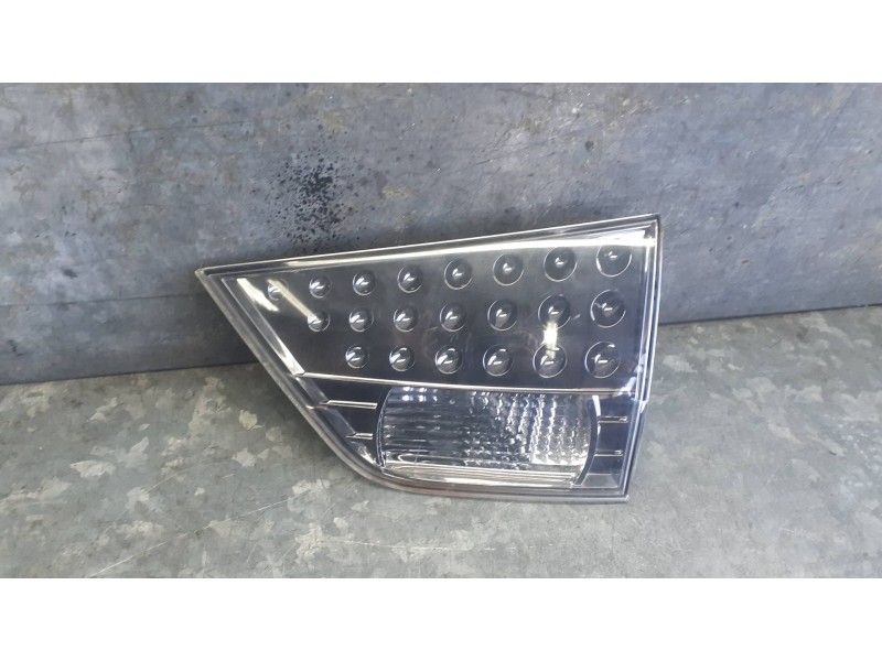 Recambio de piloto trasero derecho interior para mitsubishi outlander (cw0) referencia OEM IAM 1146356R  