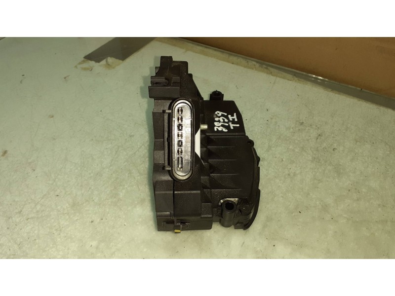 Recambio de cerradura puerta trasera izquierda para ford focus lim. business referencia OEM IAM BM5AA26413AF 921765105 ELECTRICA