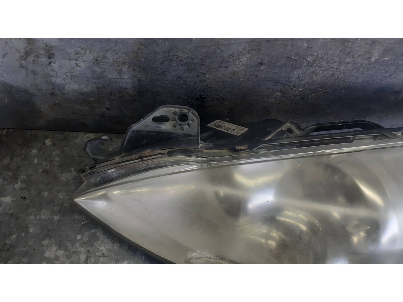 Recambio de faro izquierdo para peugeot 3008 referencia OEM IAM 9682519180  89903106