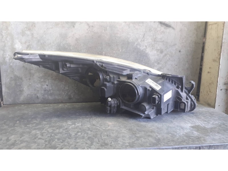 Recambio de faro izquierdo para peugeot 3008 referencia OEM IAM 9682519180  89903106