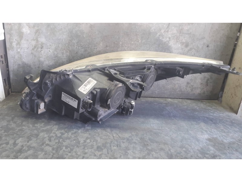 Recambio de faro derecho para peugeot 3008 referencia OEM IAM 9682519080  89903105