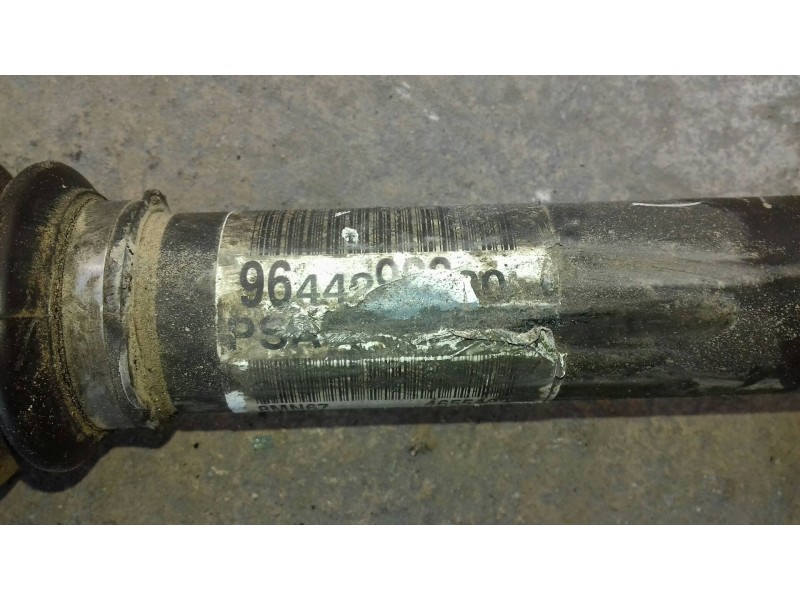 Recambio de transmision delantera izquierda para peugeot 407 st confort referencia OEM IAM 8MN67  